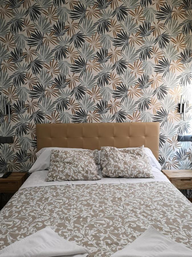 Hostal Juan Bravo Сеговия Екстериор снимка