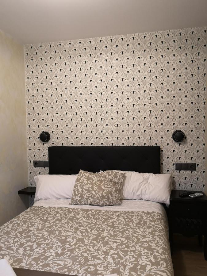 Hostal Juan Bravo Сеговия Екстериор снимка